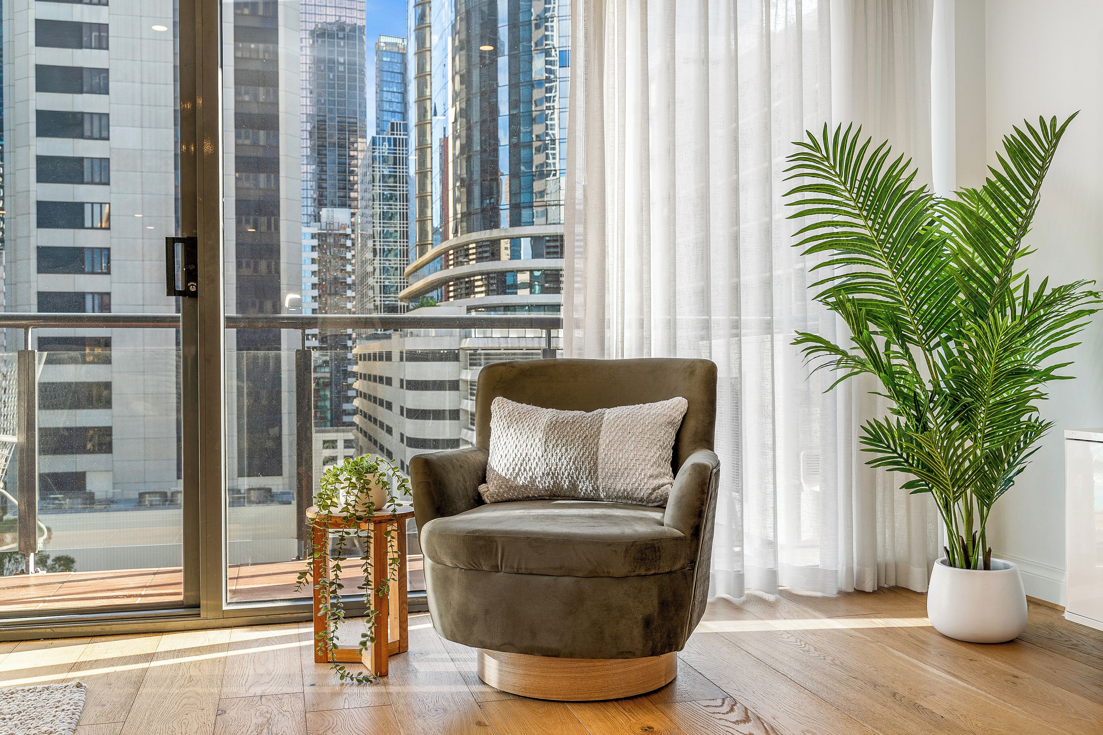 Smart TV, video games