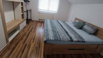 4 bedrooms