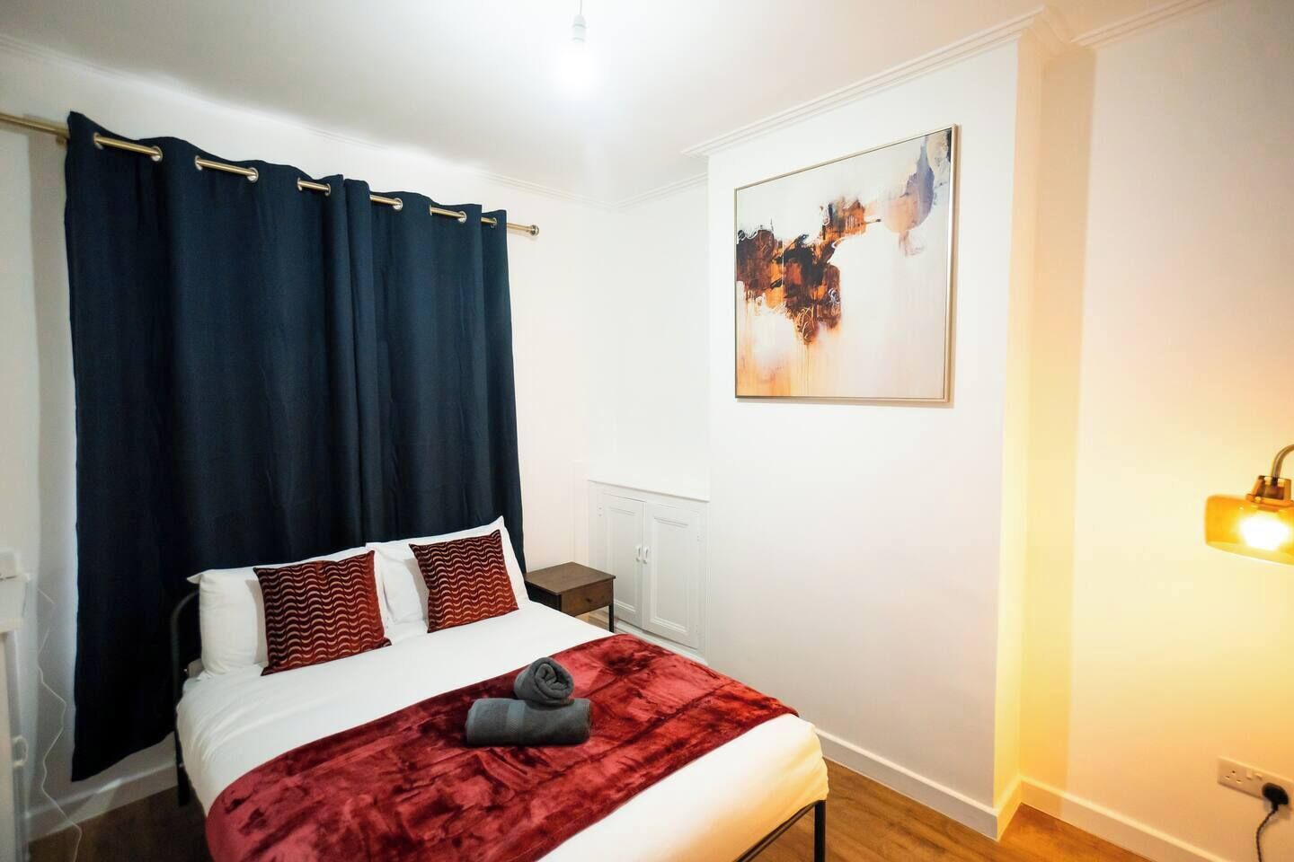 4 bedrooms, iron/ironing board, Internet, bed sheets