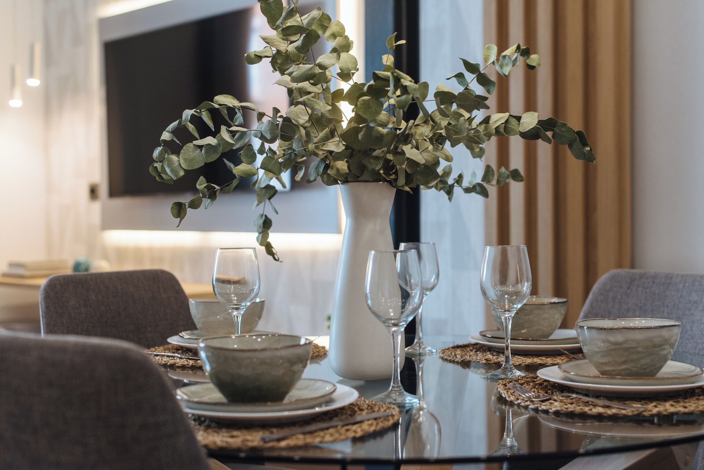 Apartment, Balcony | Living area | 40-inch flat-screen TV with digital channels