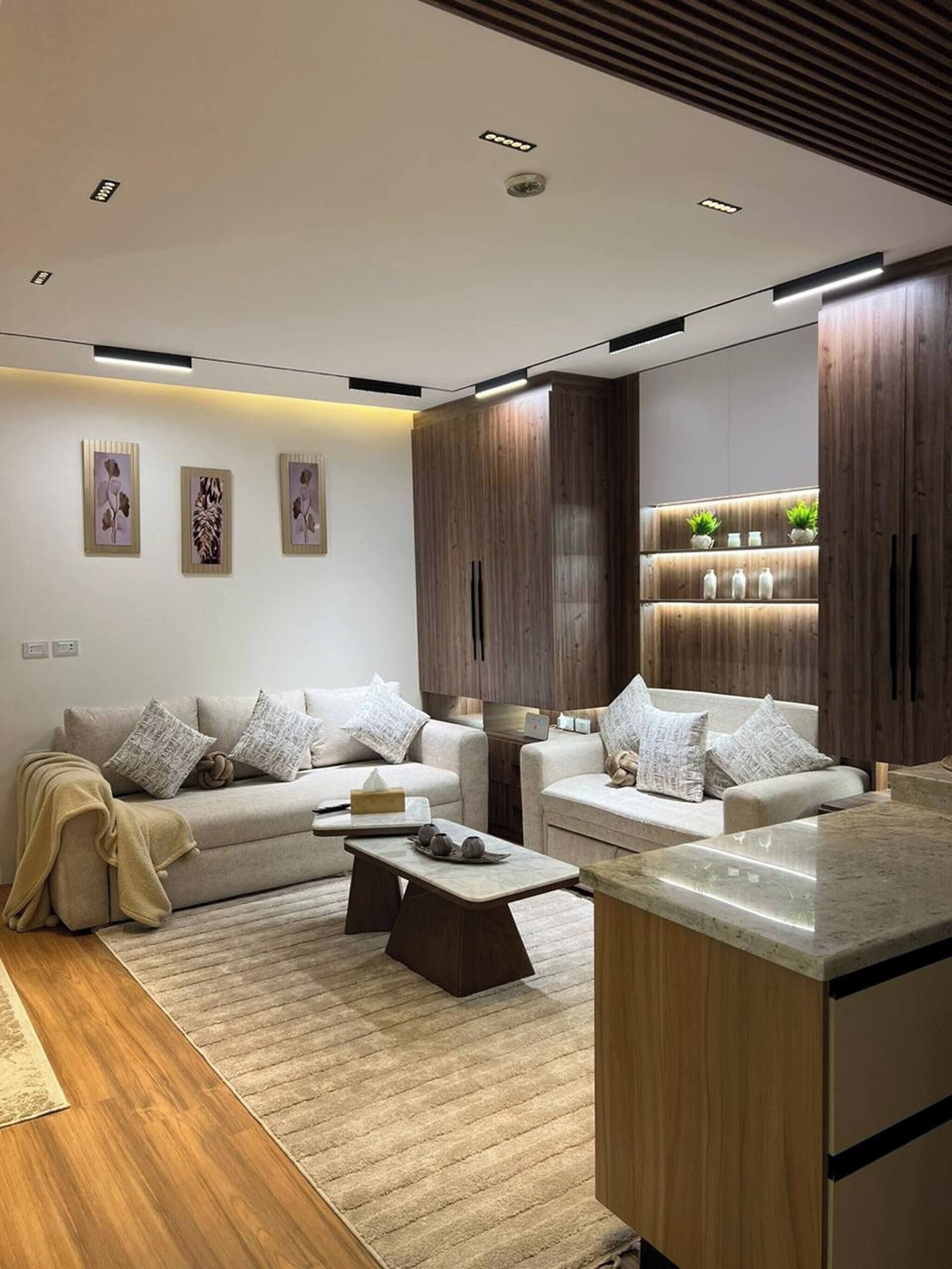 Apartment, 1 Bedroom, Accessible, Smoking | Living room