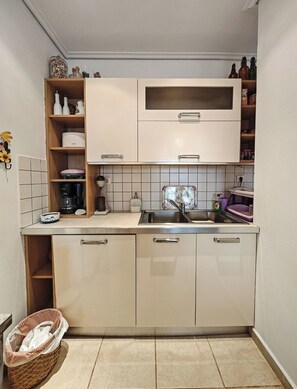 Private kitchen - Blue Horizon Retreat (Nea Styra)