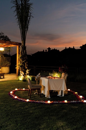 Een kluis op de kamer, verduisterende gordijnen, geluiddichte muren