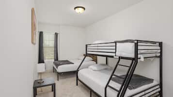 3 bedrooms, iron/ironing board, travel crib, free WiFi