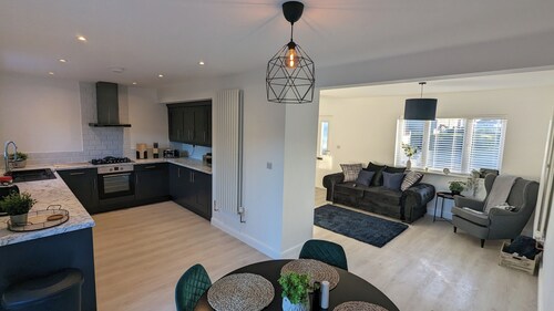 Modern Gilliver house Rural retreat sleeps 7