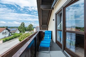 Property grounds - Holiday Apartment 'Dema' with Balcony and Wi-Fi (Reisbach)