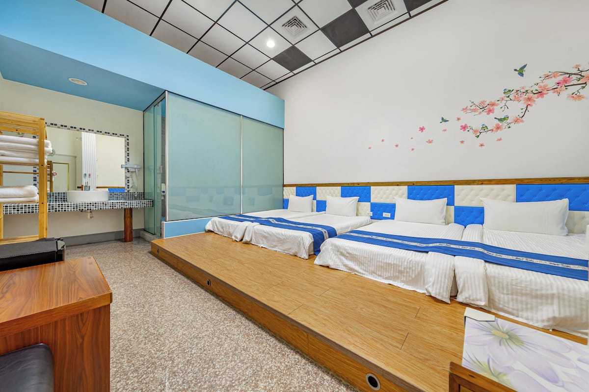 Japanese-style Quadruple Room | Free WiFi, bed sheets