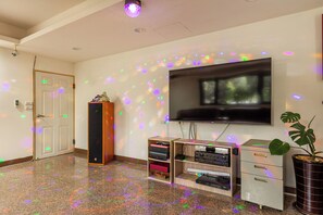 Interior - Sun Moon Lake Jinlongshan BnB (Yuchi)