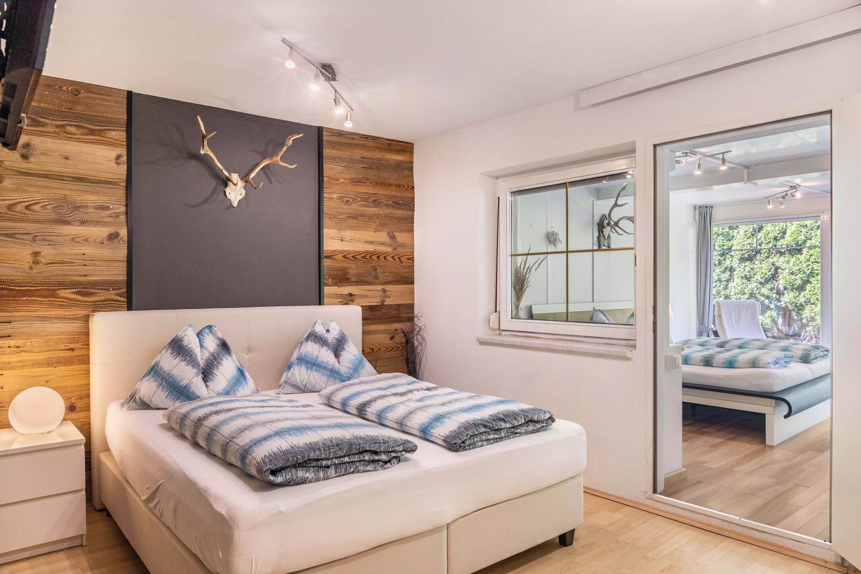 4 soverom, strykejern/-brett, wi-fi (inkludert) og sengetøy