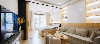 Wisteria Luxury Apartment