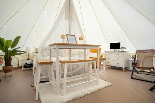 Glamping 'Tipi Jurte Zelt In Der Seenplatte' mit privater Terrasse, privatem Garten und Wi-Fi