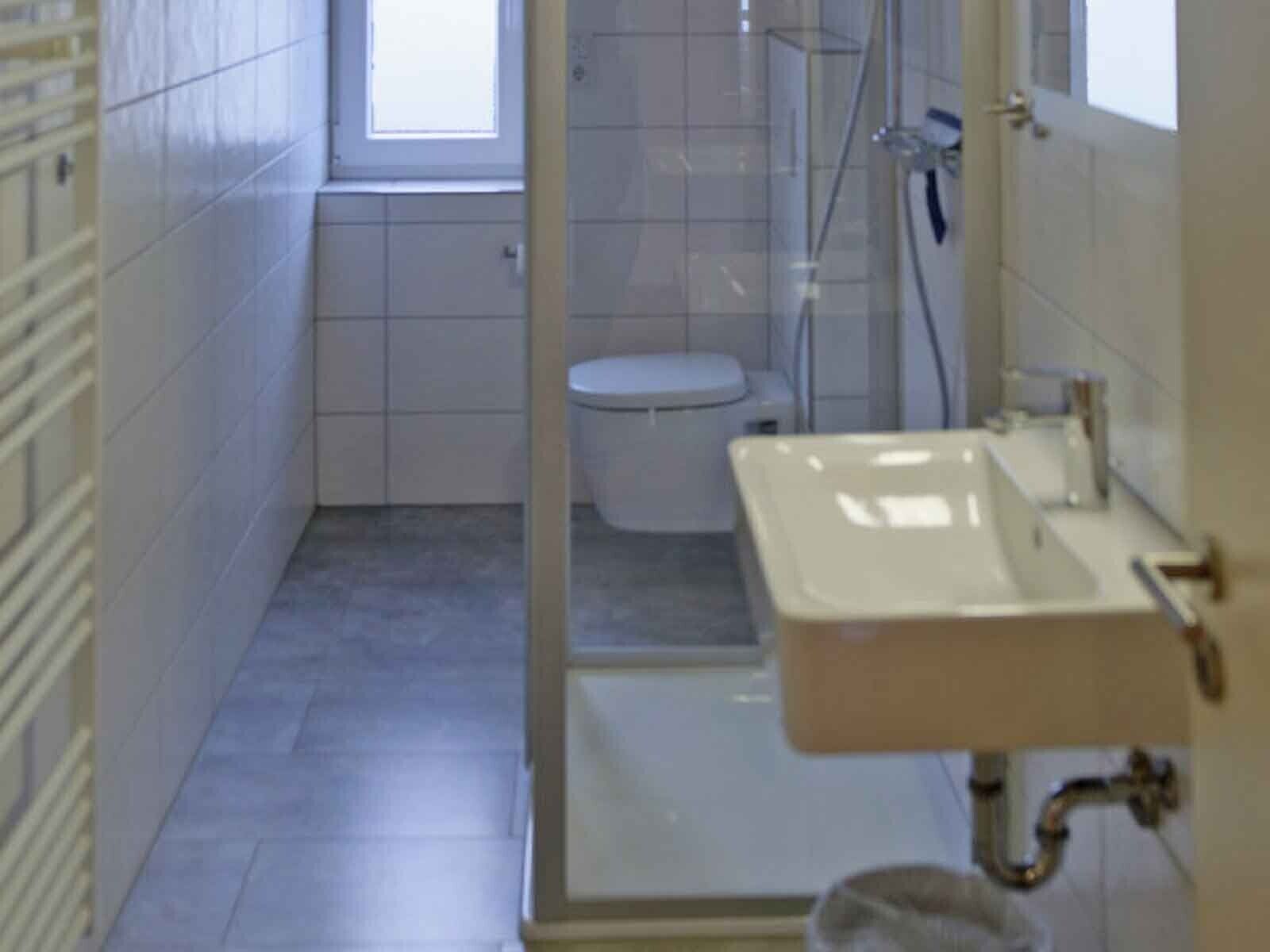 Bruser, hårtørrer, håndklæder