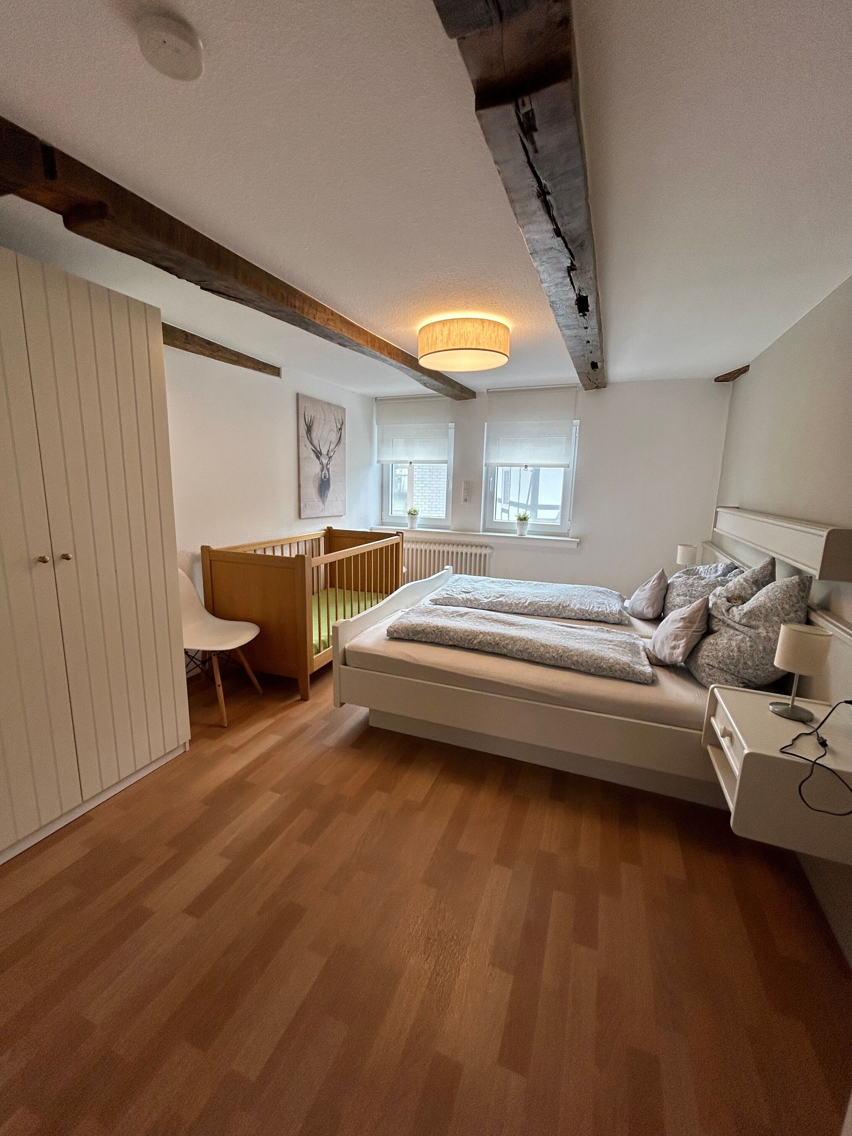 2 bedrooms, iron/ironing board, free WiFi, bed sheets