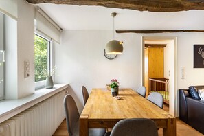 Dining - Holiday Apartment '3, 53sqm' with Shared Terrace, Shared Garden and Wi-Fi (Schmallenberg)