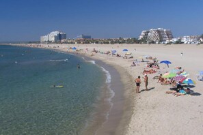 On the beach - Apartment in Empuriabrava with Sea Views (Empuriabrava)