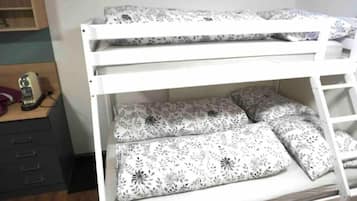 1 habitación, wifi y ropa de cama