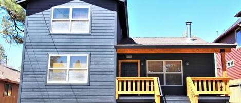 Bagian depan properti