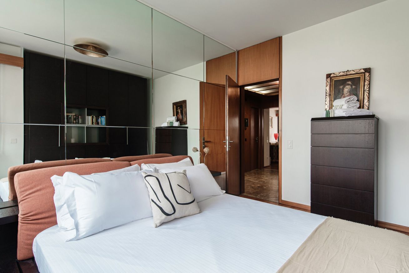 2 chambres, fer et planche à repasser, accès au Wi-Fi (inclus)