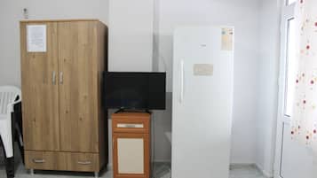 Standard Apartment | Free WiFi