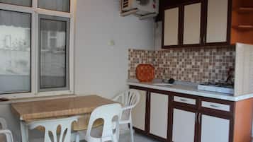 標準公寓 | 私人廚房 | 爐具、廚房用具/餐具/器皿