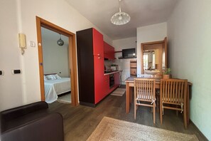1 bedroom - CN021 - Cesenatico, two-room apartment with courtyard in central position (Cesenatico)