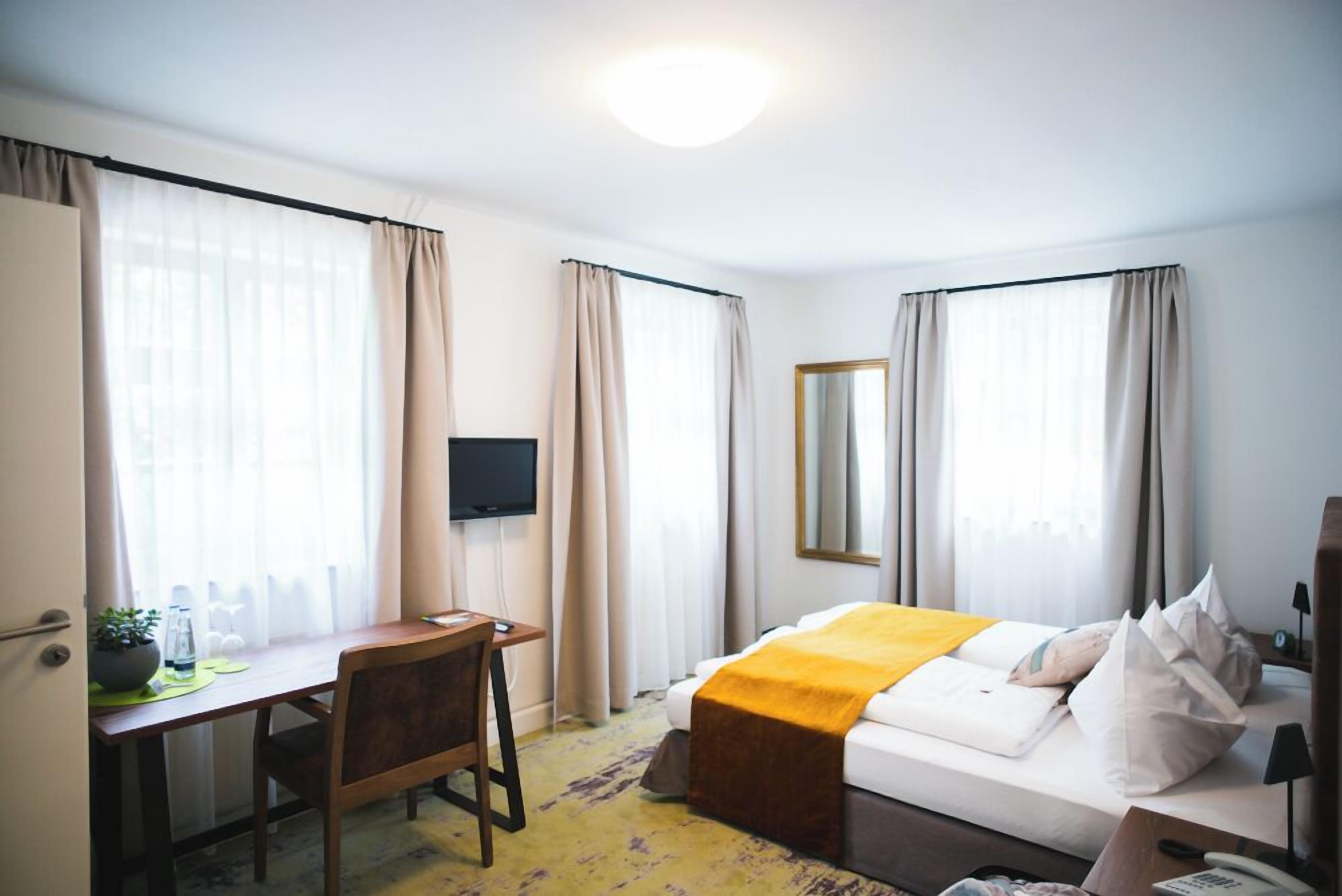 Habitación doble | Escritorio y wifi gratis 