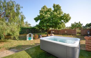 Baignoire à remous extérieure