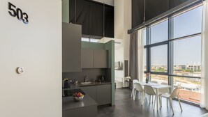 Dining - Htm Tower - 503 - 504 Fragment Deluxe Plus by Halldis (Mestre)