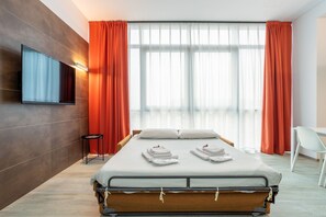 1 bedroom, travel cot, free WiFi, wheelchair access