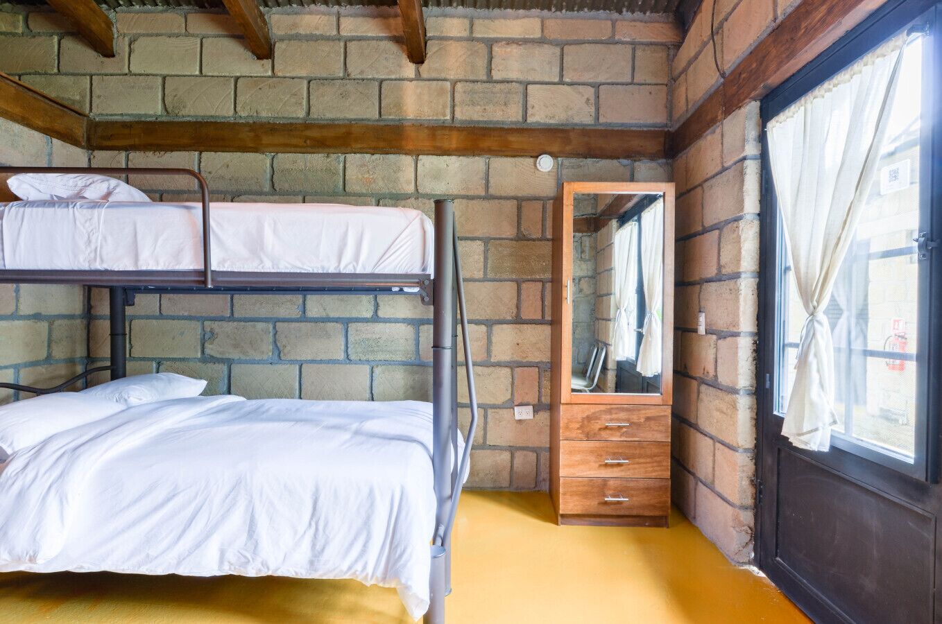 4 bedrooms, free WiFi