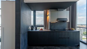 Coffee/tea maker, fridge, dishwasher, highchair