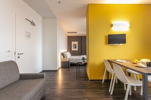 1 bedroom, travel cot, free WiFi, wheelchair access
