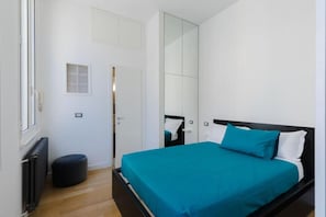 1 chambre, bureau, fer et planche à repasser, Wi-Fi gratuit