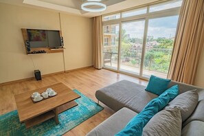 Living area - Very Spacious 3-Bedroom Apartment at Kikambala (Nairobi)