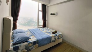 One Bed Room | Free WiFi