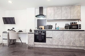 Fridge, microwave, oven, stovetop