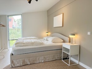 3 habitaciones, tabla de planchar con plancha y wifi