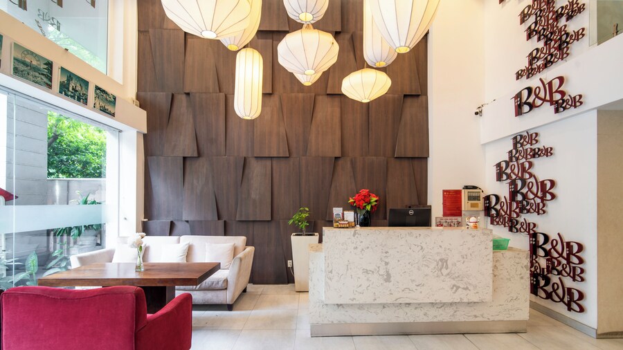 Saigon South Serviced Apartments