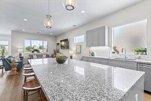 Interior - Gallery at Indian Palms! Walk to the Festivals!  Pool, Hot Tub, Pickleball! (Indio)