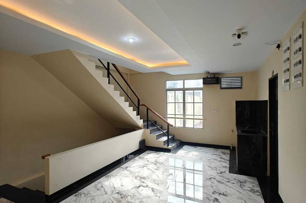SJ Inn Sukajadi