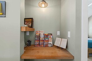 Interior - Riberia Columbus Cottage | Team Joseph Ellen (Saint Augustine)