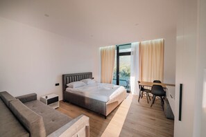 Deluxe Double Room 201, 202