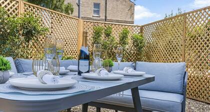 Luxe Cotswold Apt Garden Free EV Charger & Parking