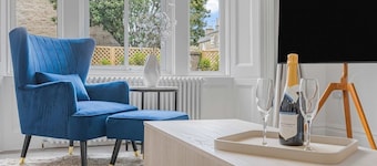 Luxe Cotswold Apt Garden Free EV Charger & Parking
