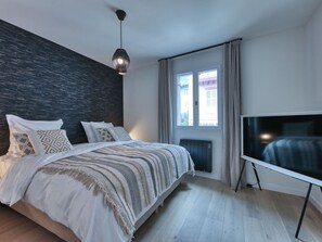 2 bedrooms, free WiFi, bed sheets