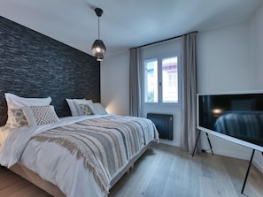 2 chambres, Wi-Fi gratuit, draps fournis