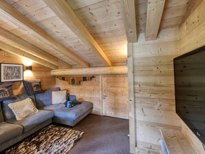 Living area - Chalet for 8 in Saint-Gervais, near slopes, parking, wifi, garden (Saint-Gervais-les-Bains)
