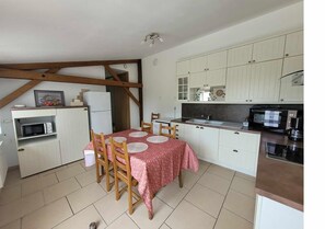 Micro-ondas, fogão, cooktop, lava-louças