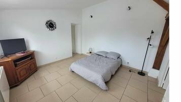 2 Schlafzimmer, Bügeleisen/Bügelbrett, WLAN, Bettwäsche