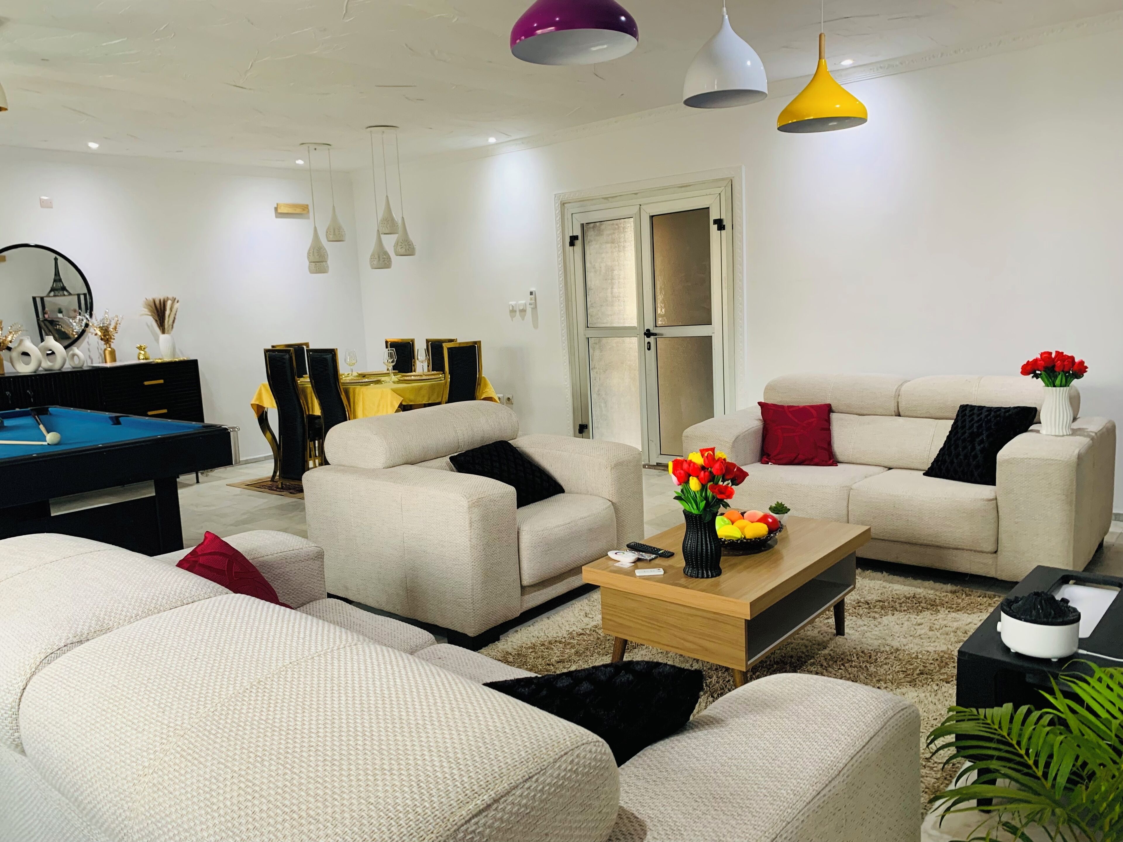 Appartement, 2 slaapkamers, roken, balkon | Woonkamer